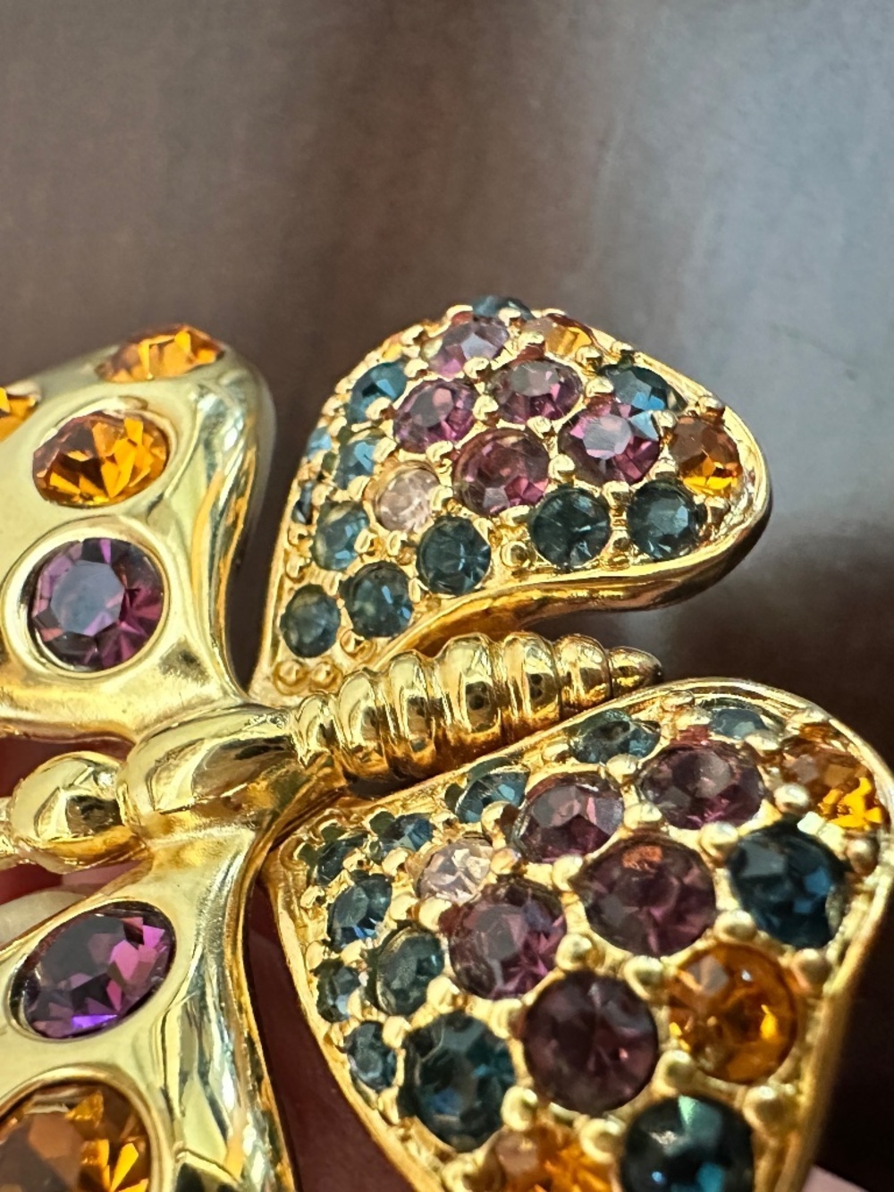 Joan Rivers Multicolored Rhinestone Gold Color Butterfly Brooch - Picture 10 of 10